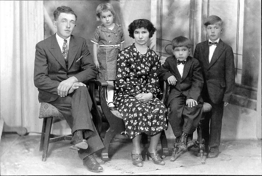 joepokolmkatherinehinzschneidersept291936.jpg